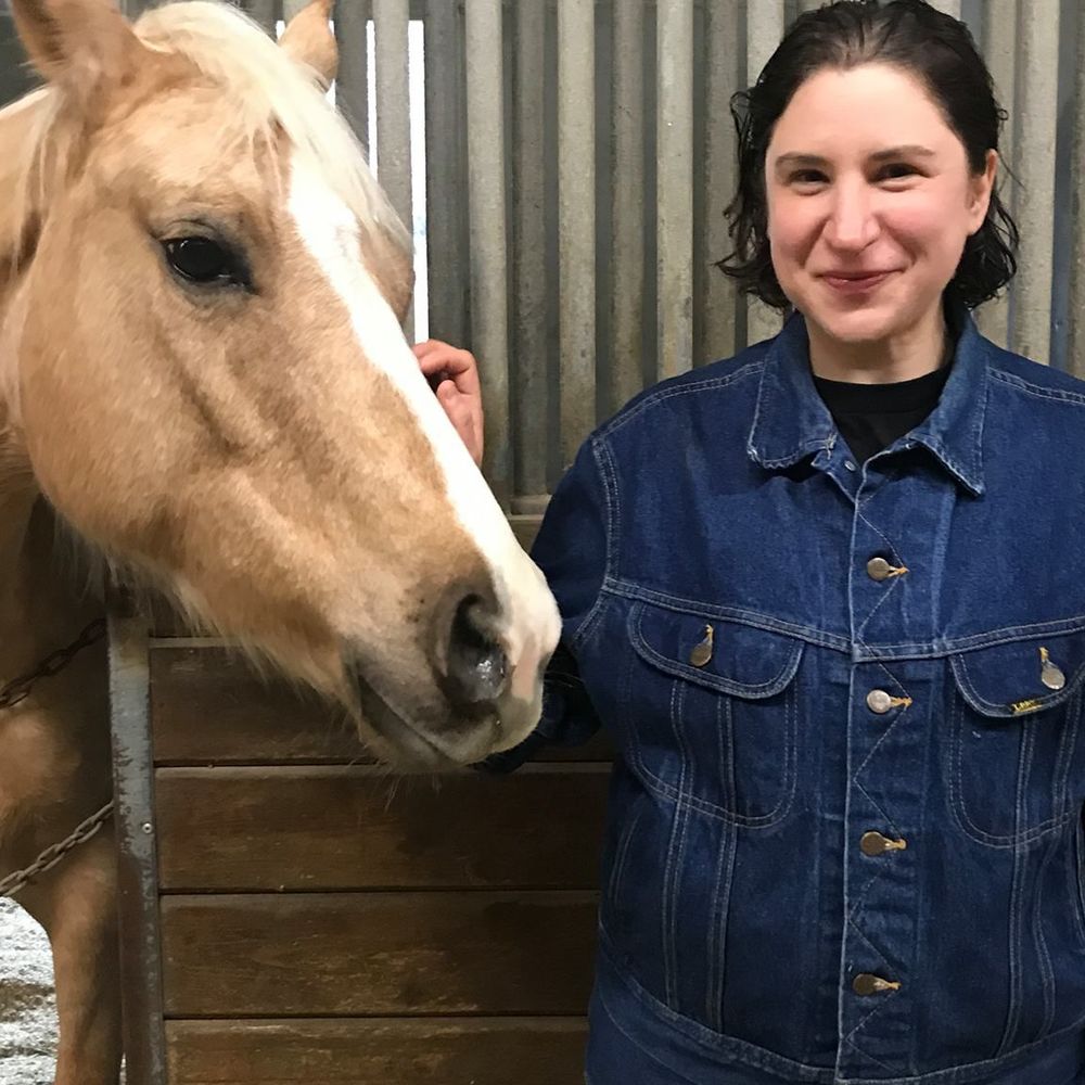 Meet your Posher, Nicole